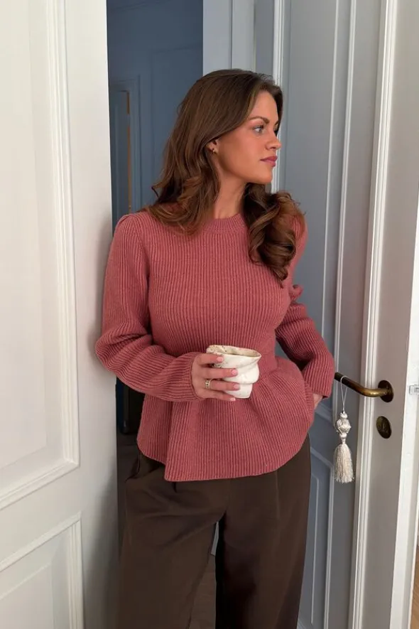 SaraIC Sweater