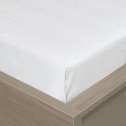 Satin lagen hvid
