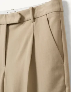 Scott Pleat Shorts