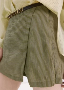 SKORT KETINA