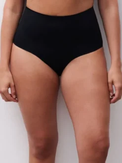 Smooth Comfort shapewear high waisted thong
