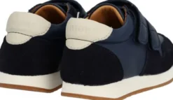 Sporty sneaker