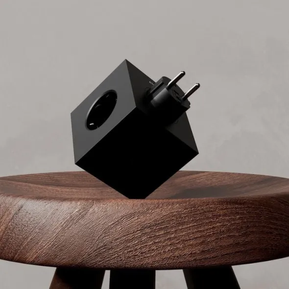 Square 2 - USB-C F - EU - Stockholm Black