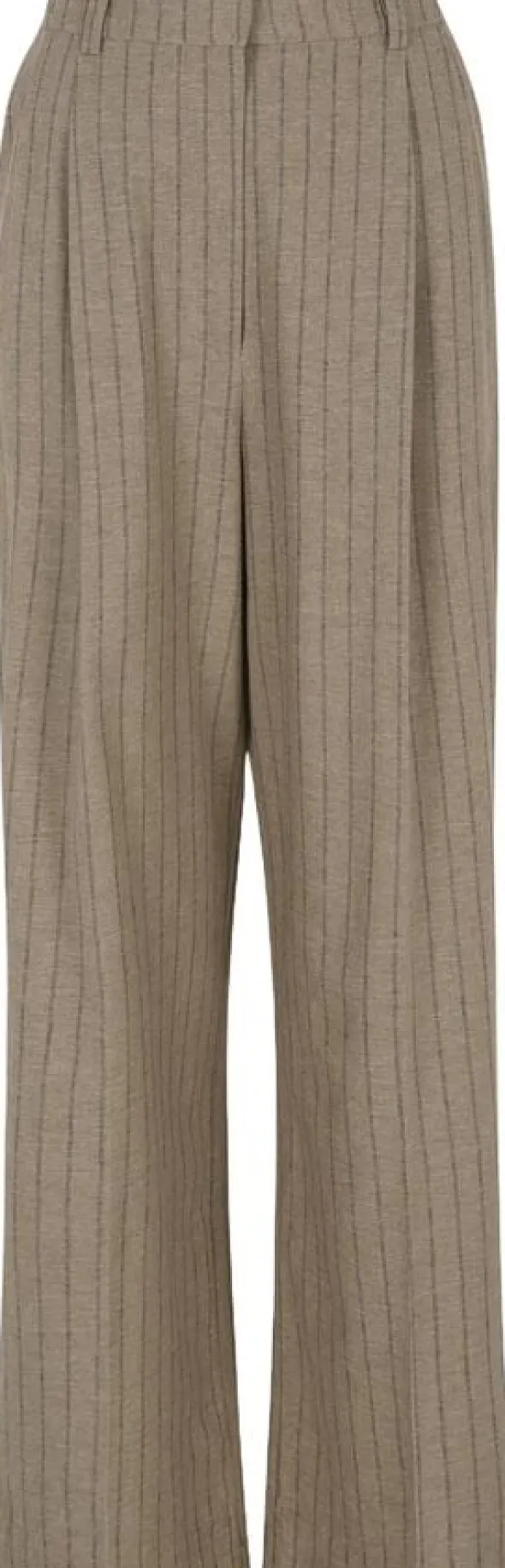 SRMarja Pant