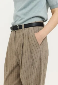 SRMarja Pant