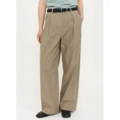 SRMarja Pant