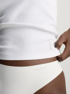 THONG