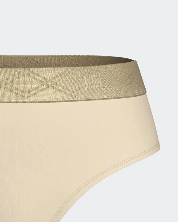 Thong with elastic waistband