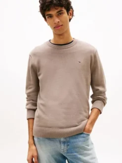 Tommy Flag Embroidery Lightweight Slim Jumper
