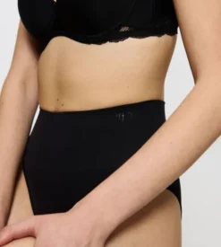 Triumph Soft Sculpt Bandeau String