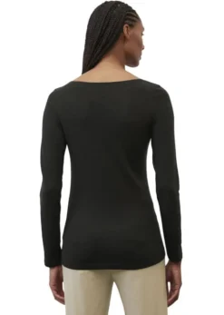 T-shirt, long sleeve, boat neck