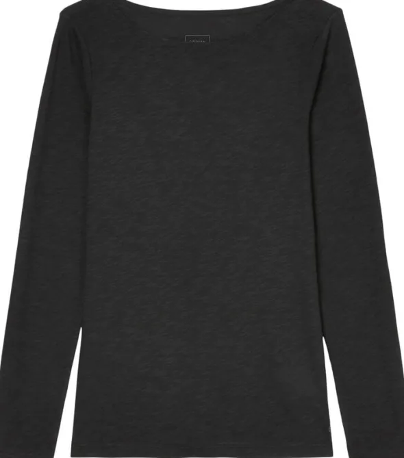 T-shirt, long sleeve, boat neck