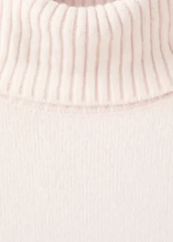Turtleneck knitted sweater