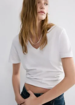 V-neck cotton T-shirt