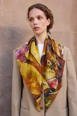 WATER LILY Scarf